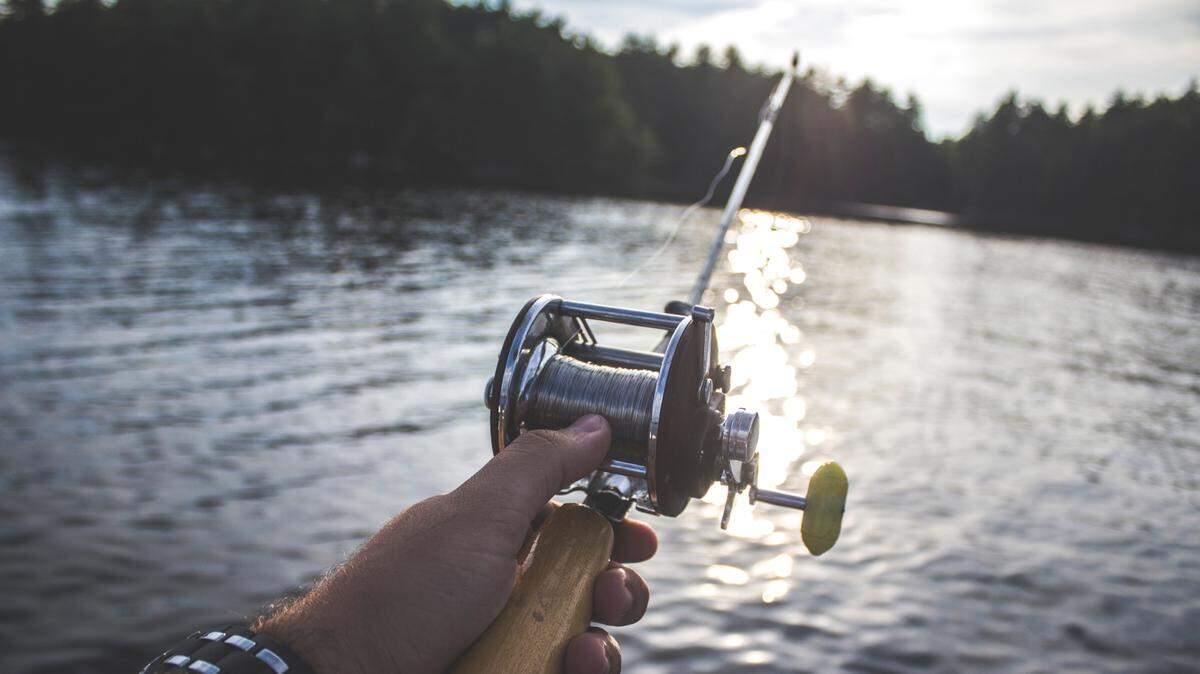 The Maryland man’s catch ‘shatters’ the previous record by more than three pounds, state officials said.