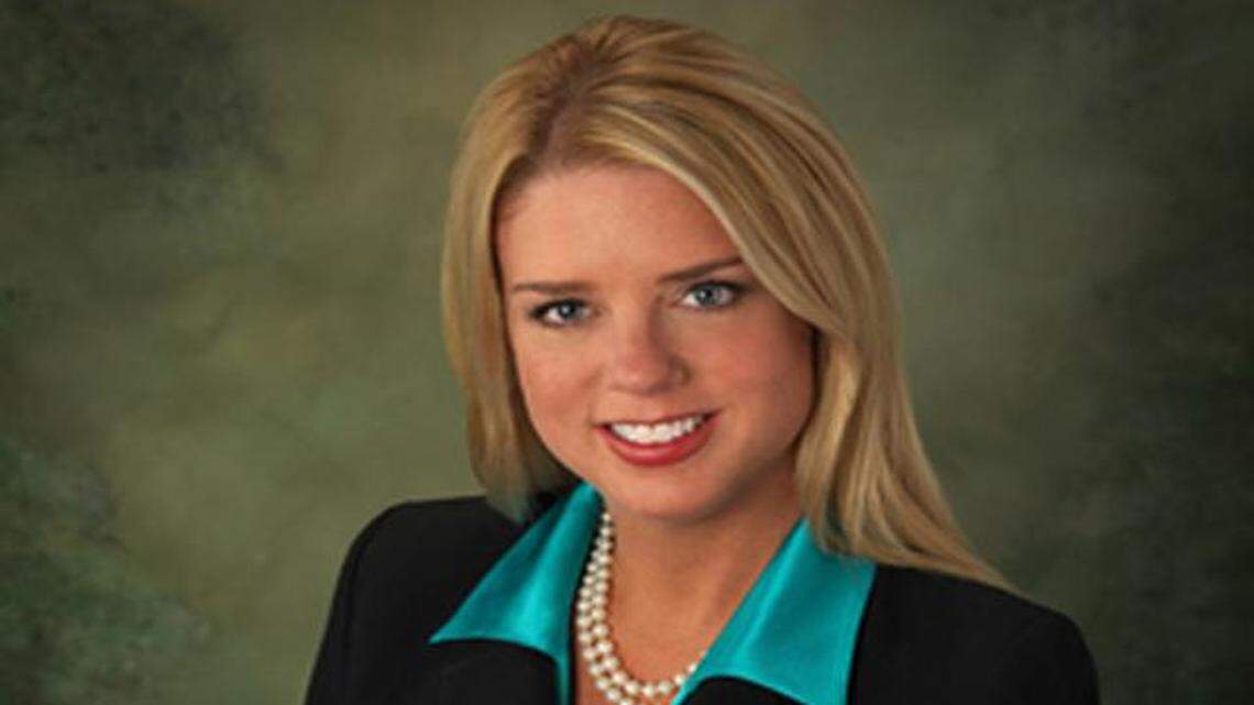 
Florida Attorney General Pam Bondi announced late Friday that the Sunshine State would join a federal lawsuit to block President Barack Obama’s executive action sparing as many as 5 million undocumented immigrants from deportation.
