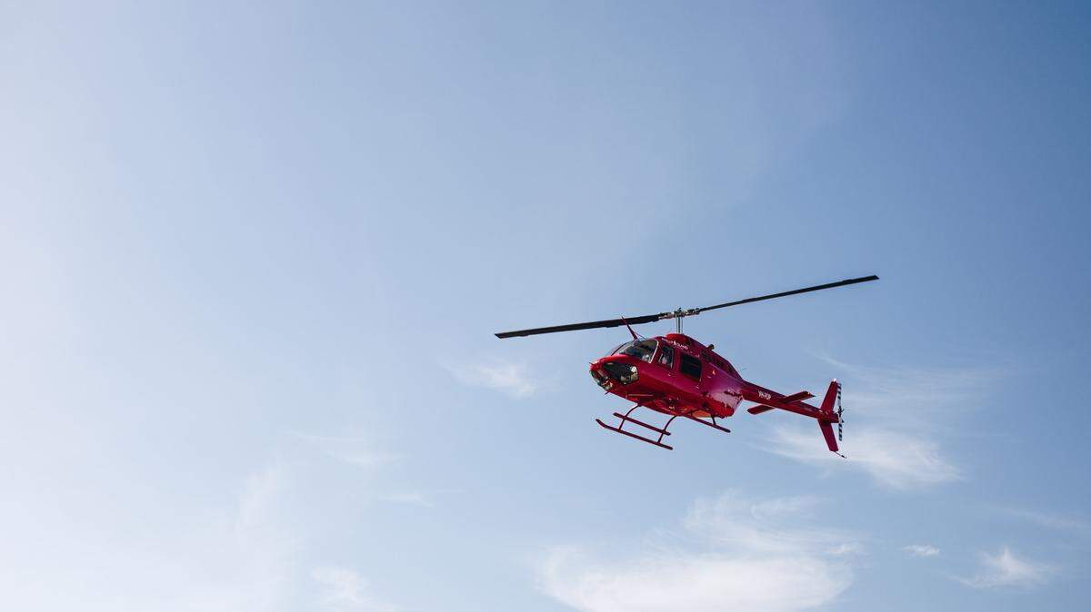 Carl Svenson, a longtime pilot, died in a helicopter crash in New Hampshire on Oct. 8, state officials said.
