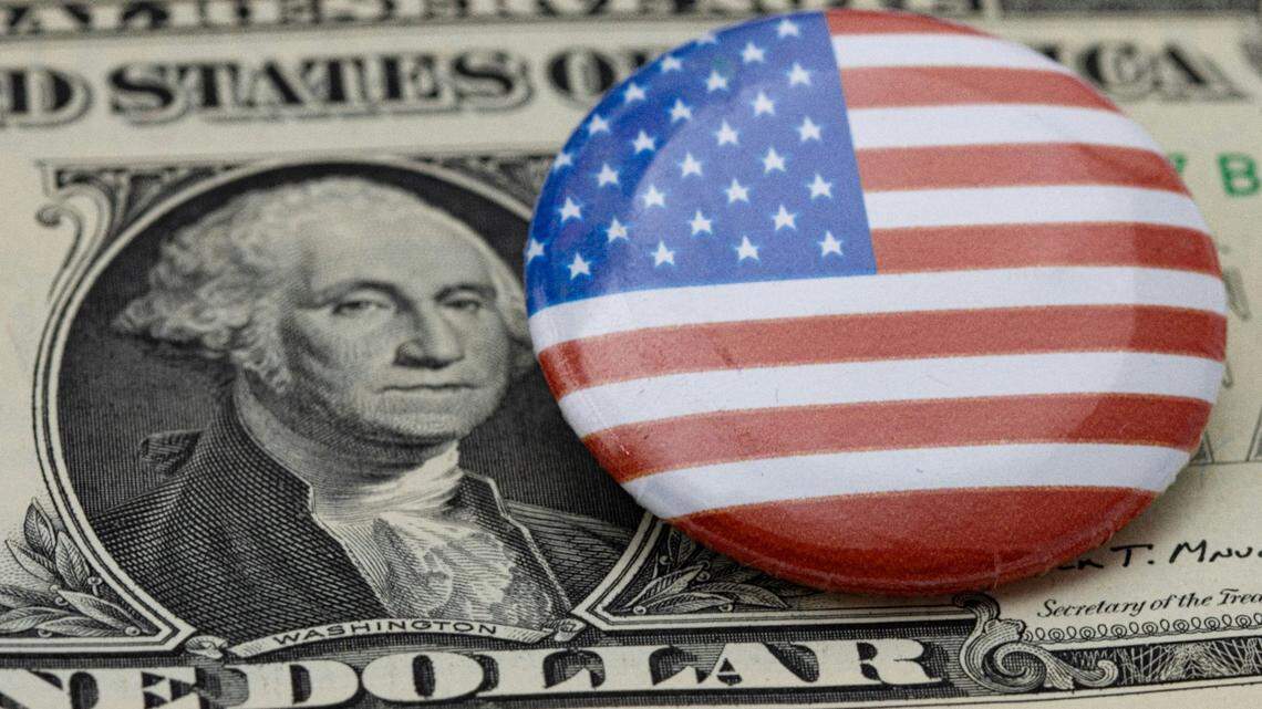 The vast majority of Americans, 71%, are now somewhat or very concerned about the budget deficit, according to the latest Economist/YouGov poll.