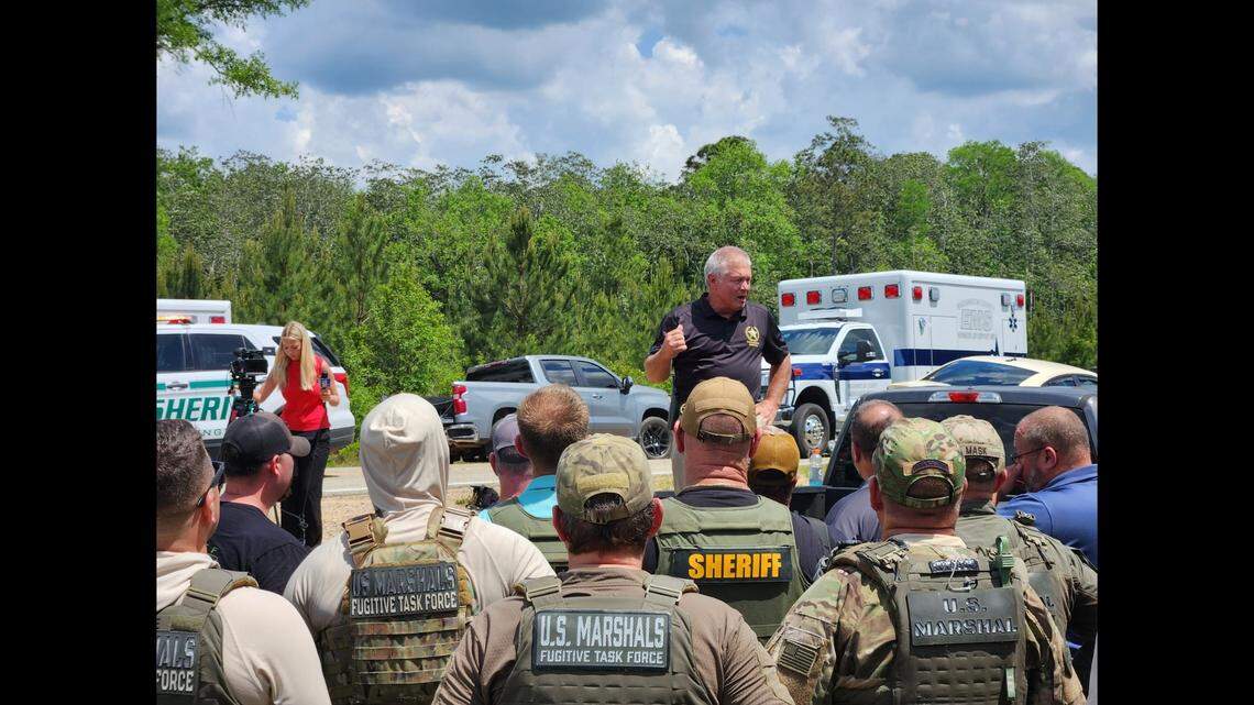 The Washington County Sheriff’s Office and other law enforcement agencies organized a manhunt to find an accused killer in Florida. He was found in the woods and taken into custody.