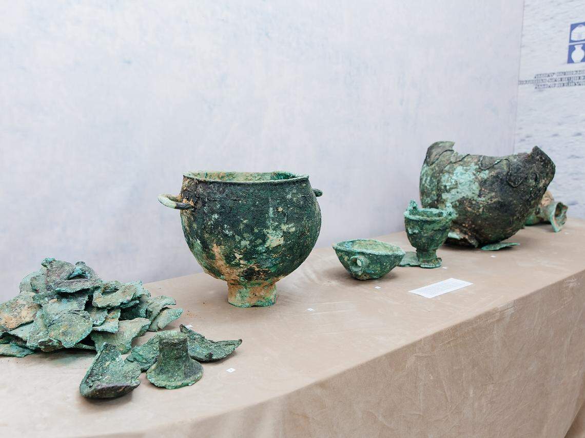 Partial and complete vessels