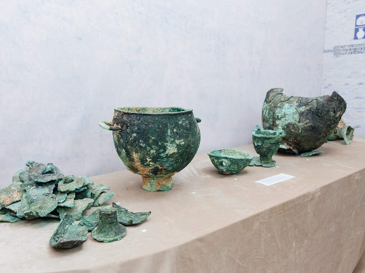 Partial and complete vessels