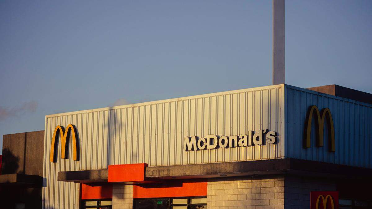 E. coli infections linked to McDonald’s Quarter Pounders have sicked nearly 50 people, killing one, the CDC says.