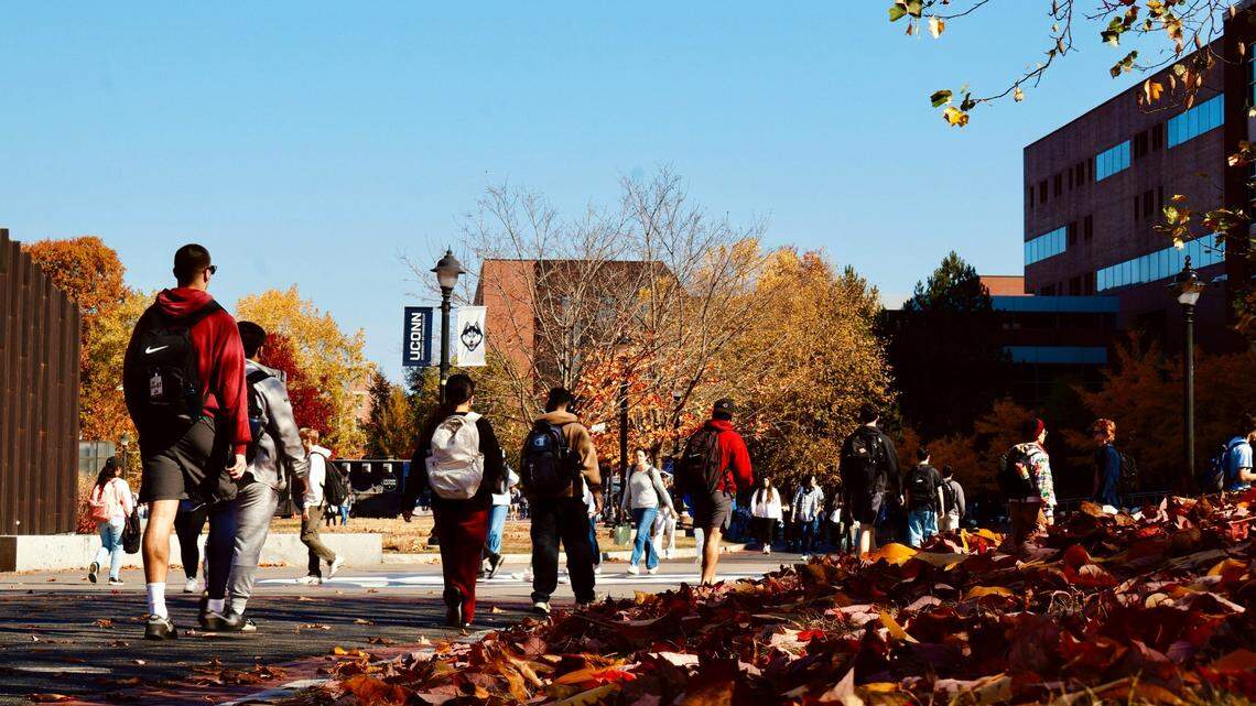 In a new Yale Youth Poll, voters aged 18-21 leaned Republican, while voters aged 22-29 leaned Democratic. What caused this divide?