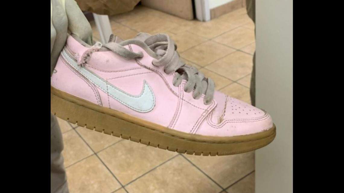Nikita Davidson was shot and kidnapped at the scene of a car crash, but a photo of her shoe found at the site helped family identify her as the missing person, Alabama authorities said.