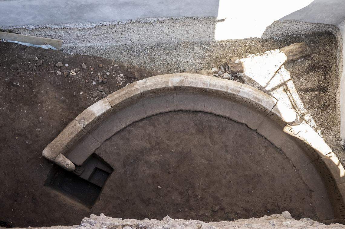 The tomb belonged to a man who had a successful military career before retiring in Pompeii, officials said.