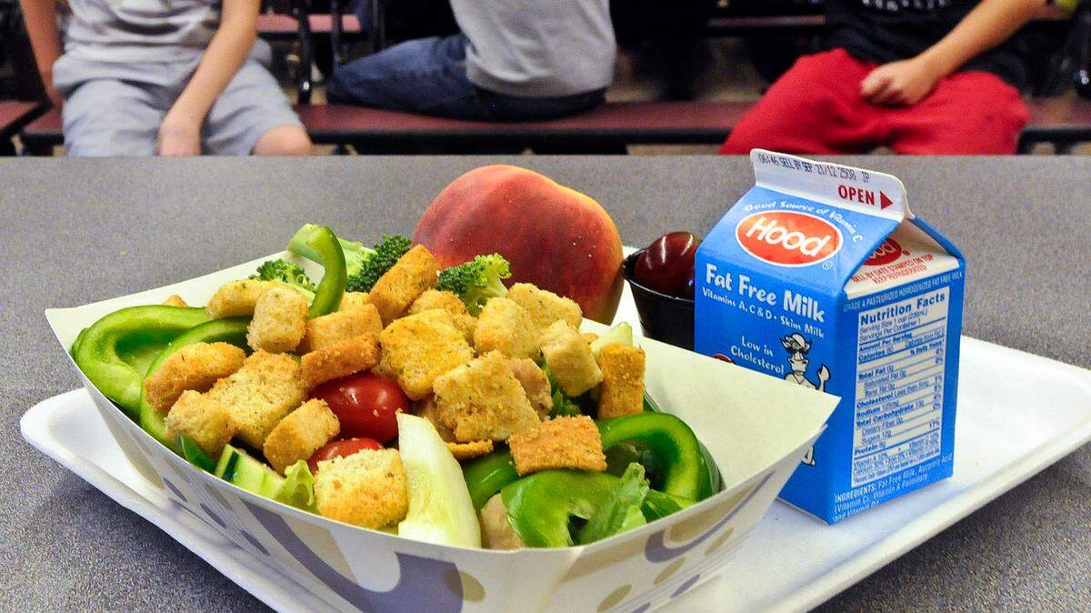 Rodent droppings and other violations were found during Midlands school cafeteria inspections in 2023.