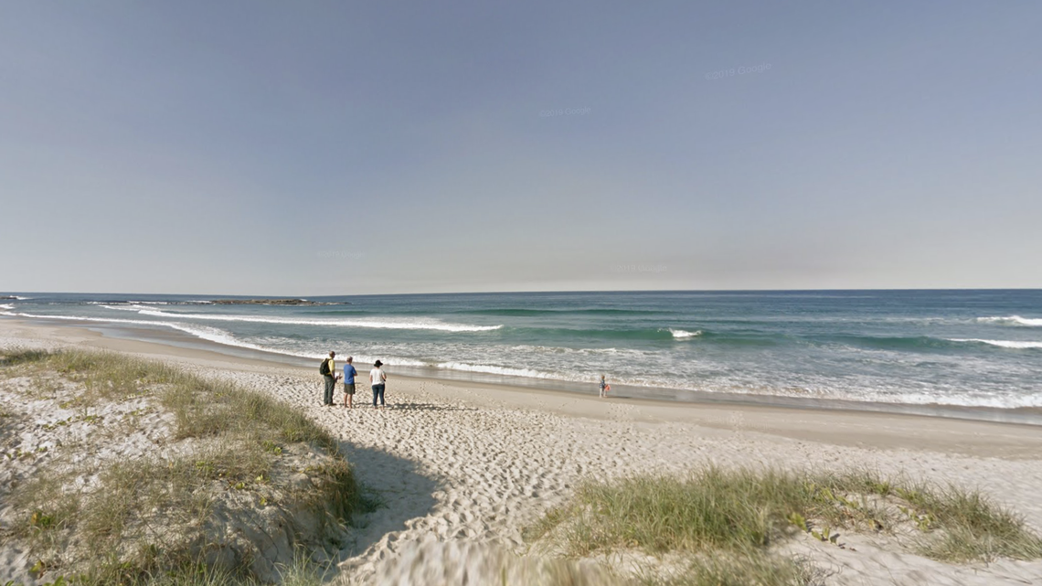 Sea World staff recently rescued a humpback whale that was anchored by a trawler wire off Australia, video shows.