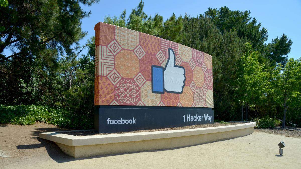 Facebook surpasses the Supreme Court, Fox News and NATO in terms of favorability, according to a new poll.