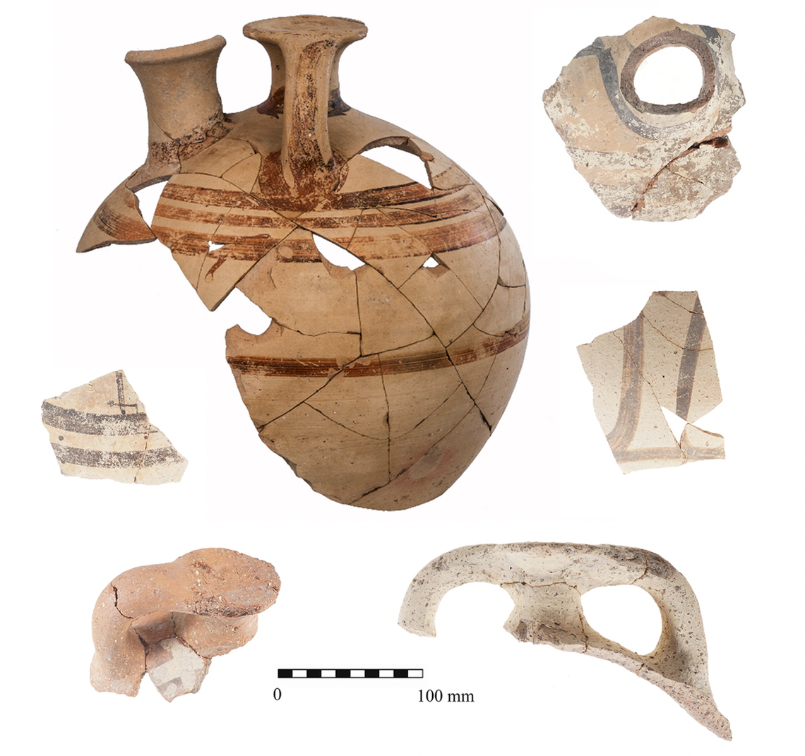 Fragmented remains of stirrup jars found at Pefkakia