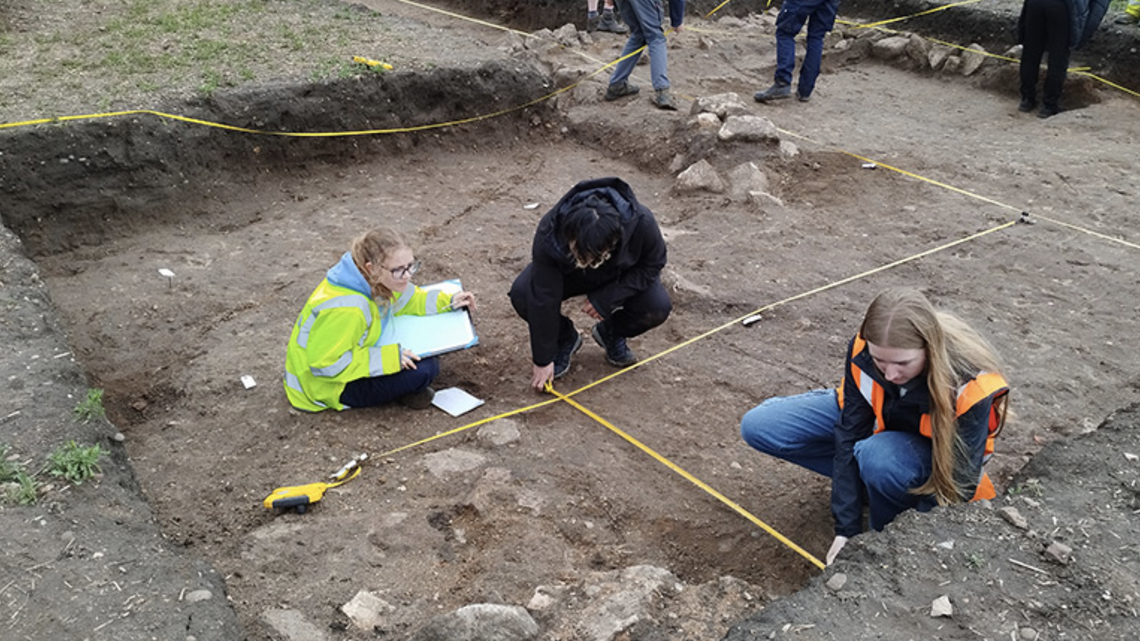 A group of students recently unearthed the remains of a “very big” Roman villa in the U.K.