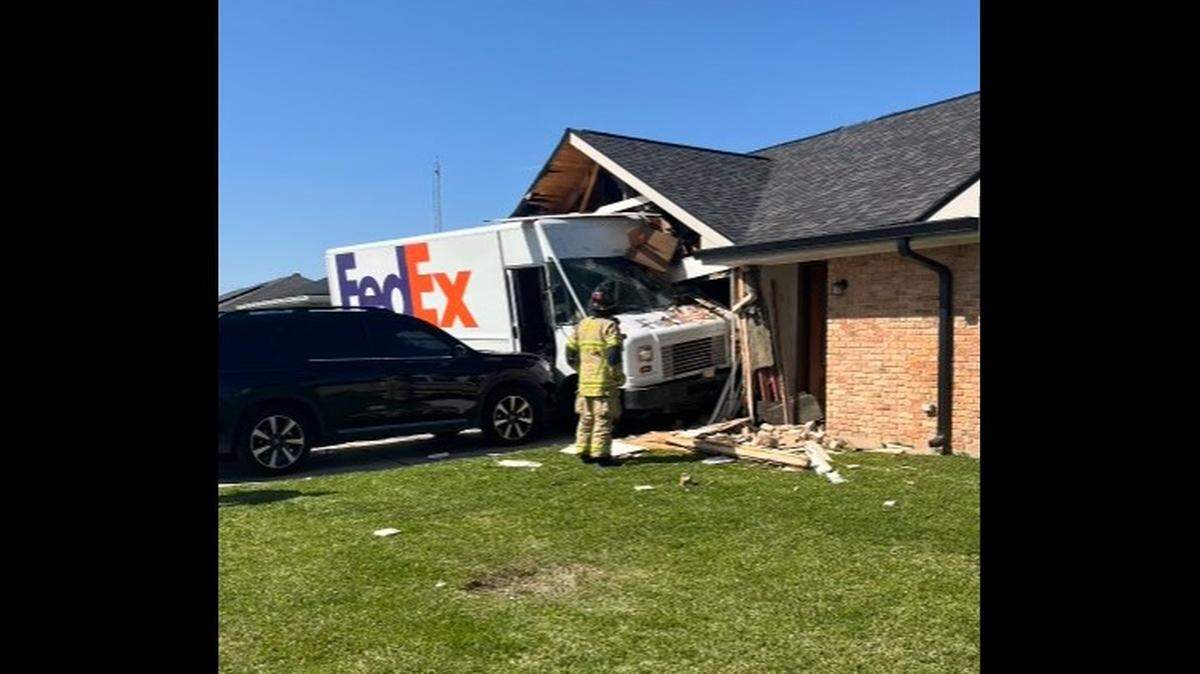 A 31-year-old man behind the wheel of a FedEx truck crashed into a Louisiana home and failed a sobriety test, police said. He’s been arrested.