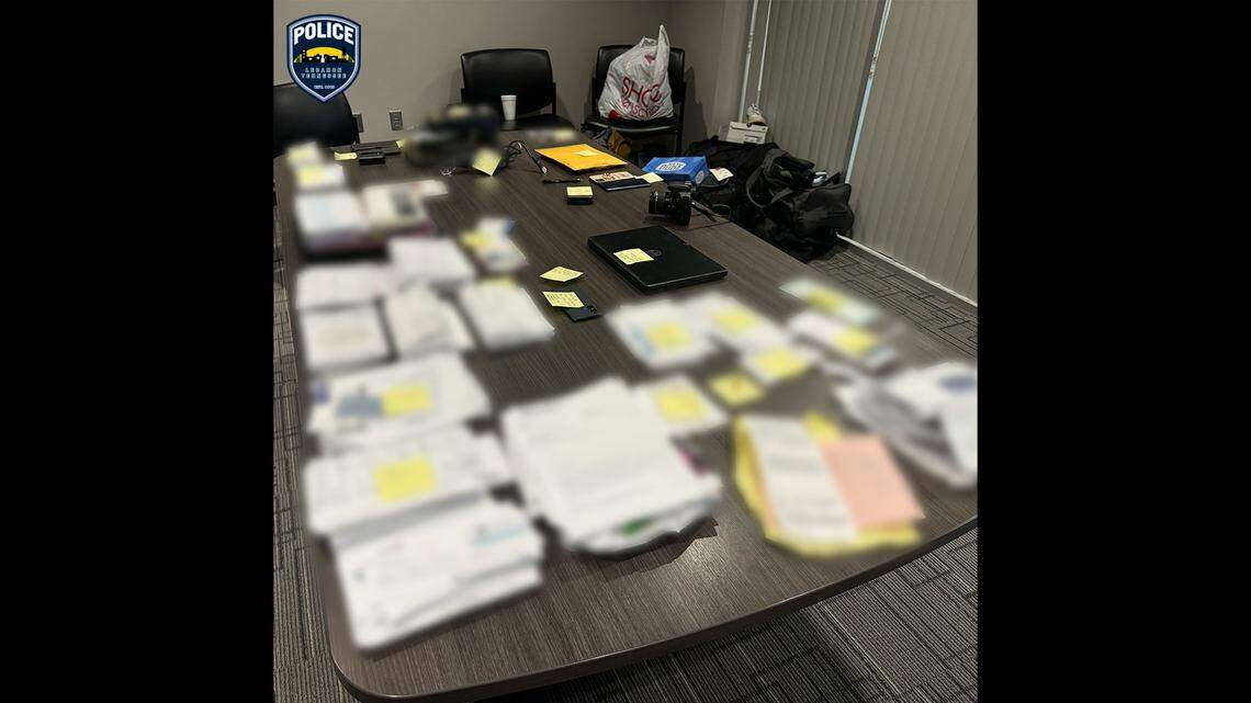 Law enforcement recovered hundreds of pieces of stolen mail while investigating a stolen vehicle, according to Tennessee police.