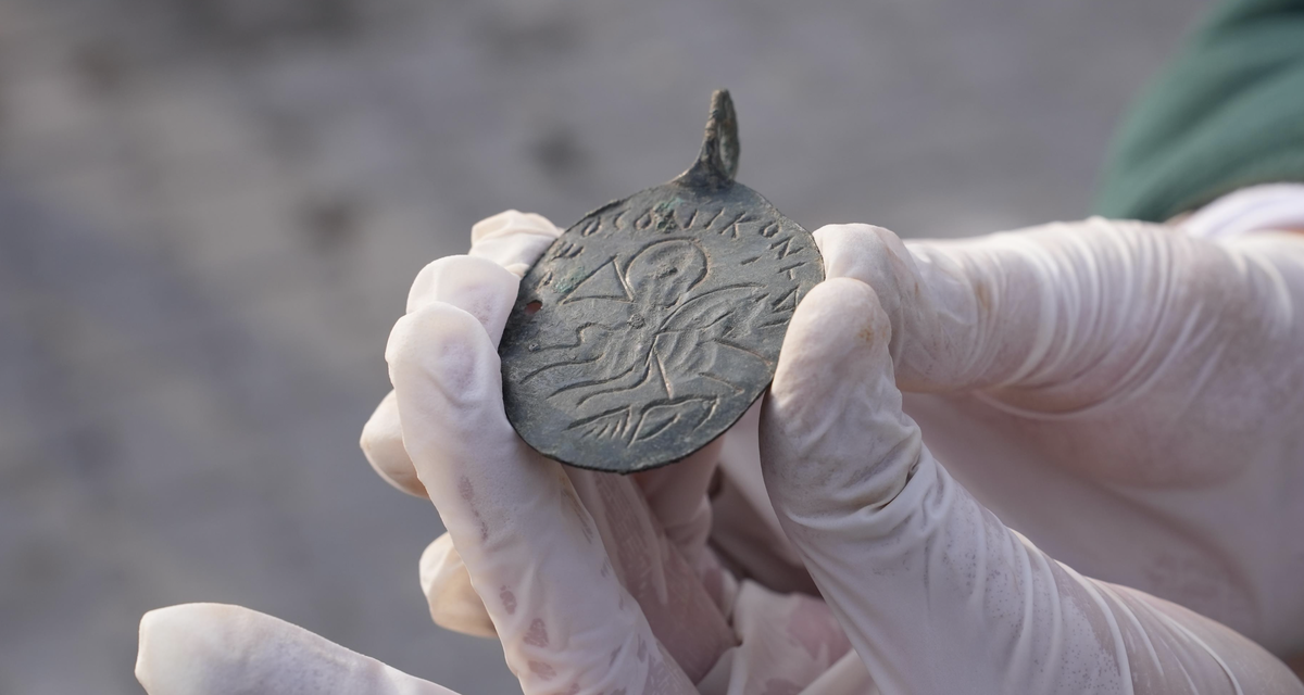 Translated into English, the inscription reads: “Our Lord defeated evil.”