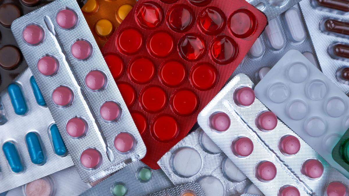 A Florida man is accused of creating fake online prescriptions for narcotics that were then filled in states across the country by a drug ring network, New York prosecutors said.