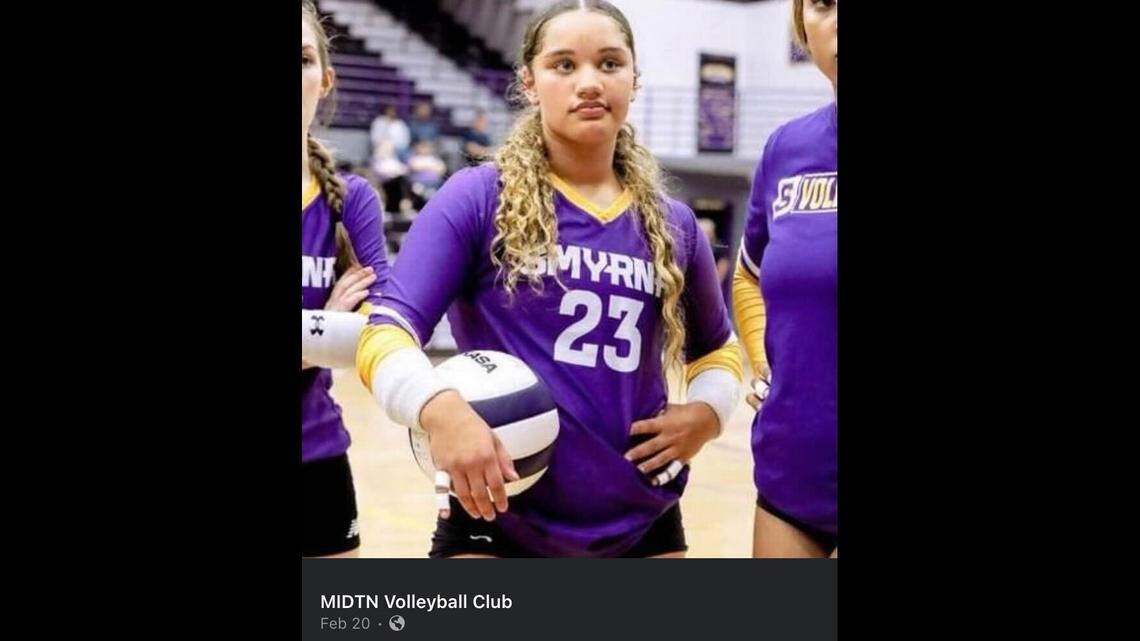 Janae Edmondson was at a volleyball tournament in St. Louis when a car hit her, resulting in the loss of both of her legs. After surgeries and rehabilitation, she made an appearance at her former high school walking with her prosthetics.