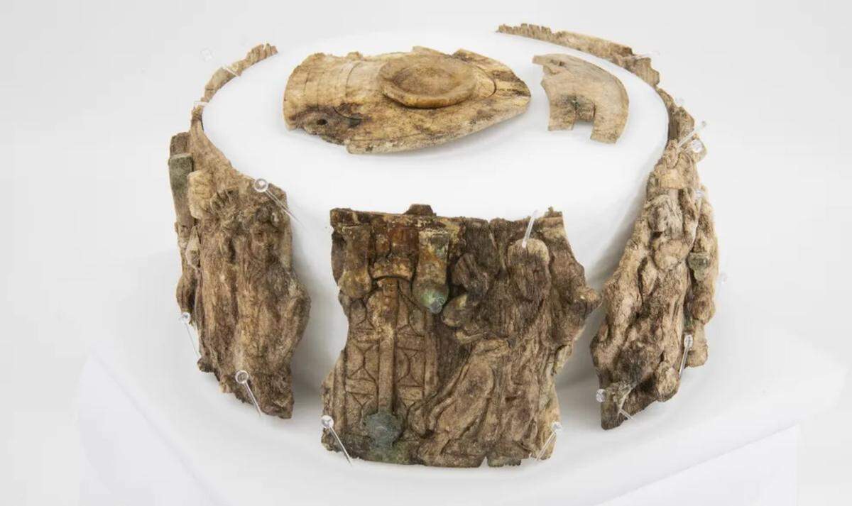 The 1,500-year-old ivory box found in Irschen.