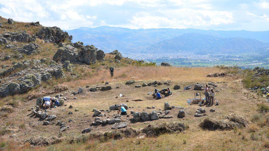 Archaeologists unearthed an ancient stone structure, one of the oldest of its kind, with a “ceremonial” function at Callacpuma, a study said.
