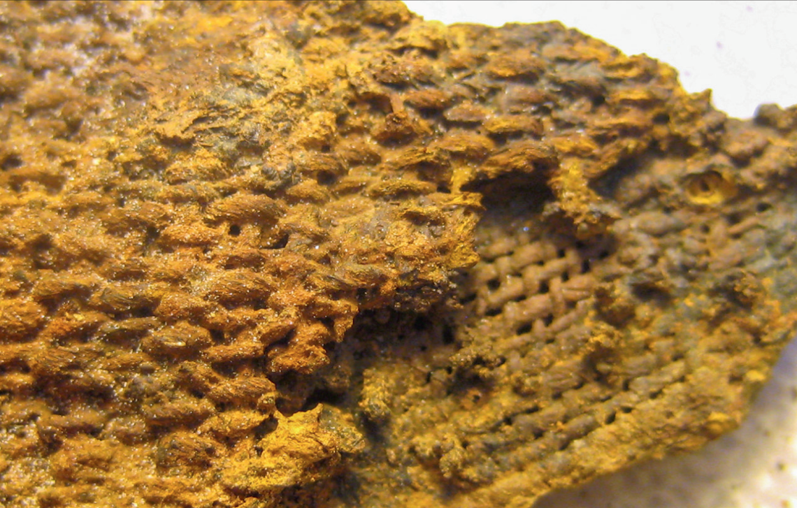 A fabric fragment found in the Viking-era grave in Linköping.