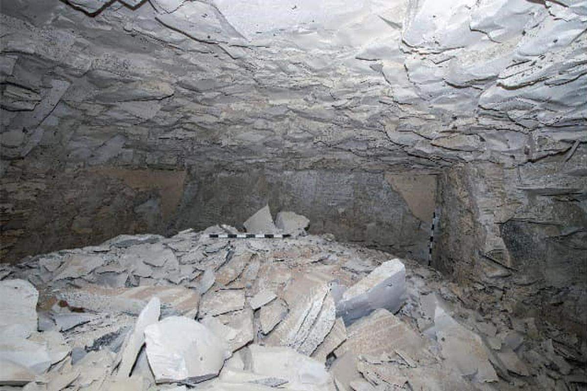 Archaeologists found a simple tomb near Luxor and identified it as the 3,500-year-old burial site of King Thutmose II, officials said.
