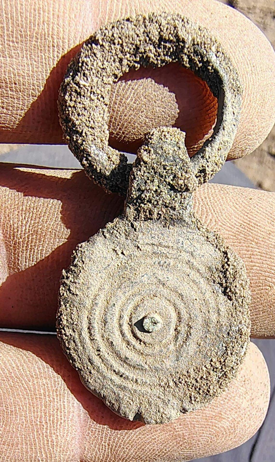 Part of a 1,500-year-old Roman military belt found at the site near Bentfeld.