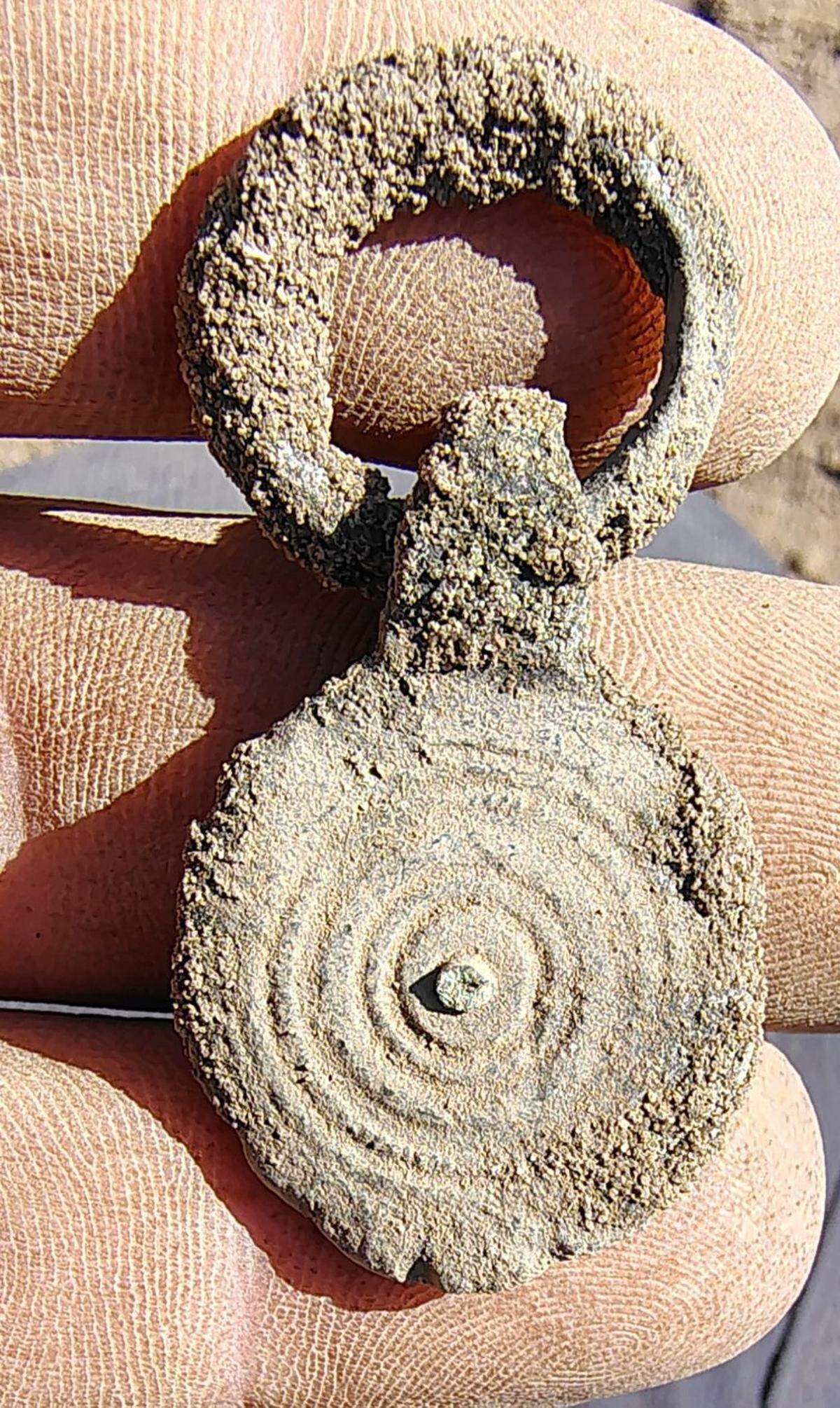 Part of a 1,500-year-old Roman military belt found at the site near Bentfeld.