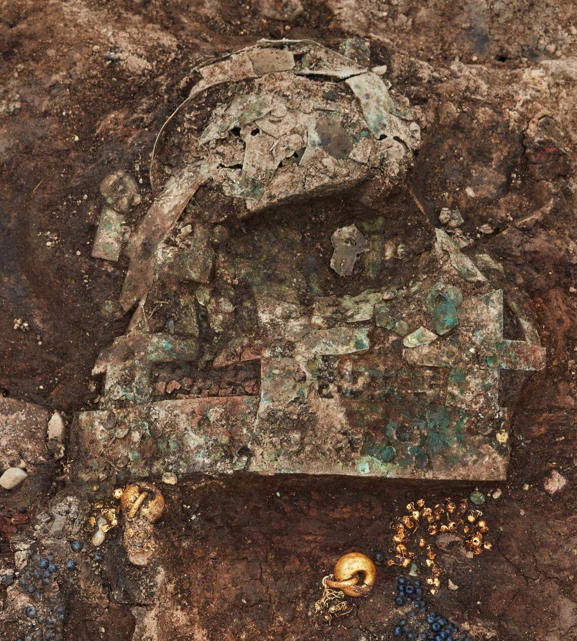 The 1,400-year-old crown found in a tomb in Gyeongju.