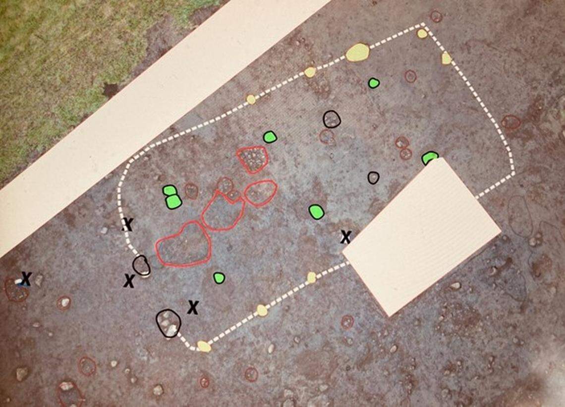 A diagram shows the farm house where the Viking bracelets were buried.