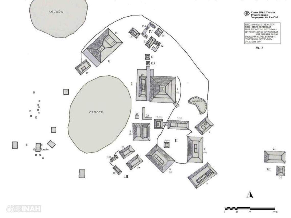 A map showing the central structures of X’baatún.