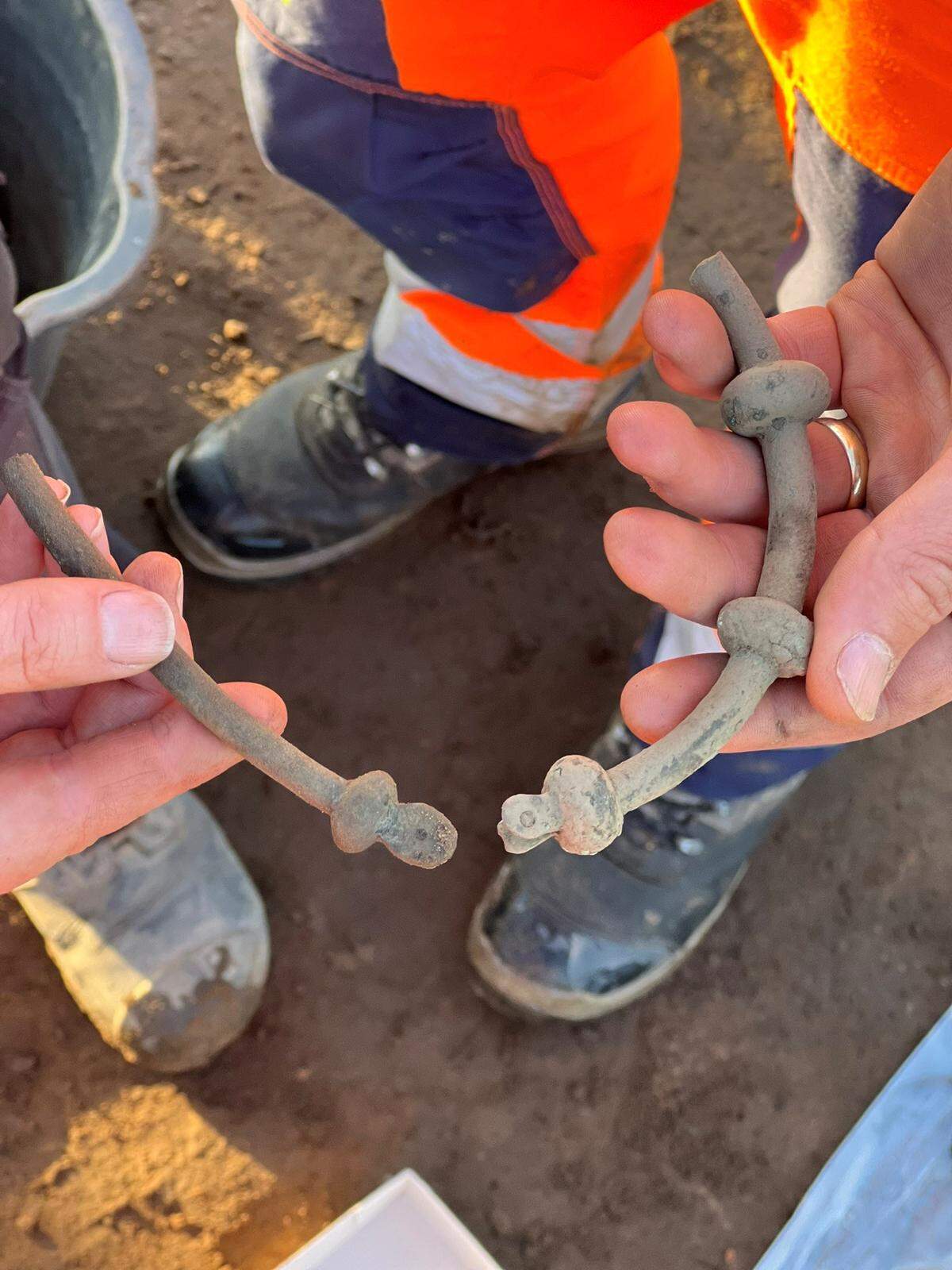 Two ring fragments found in Løsning.