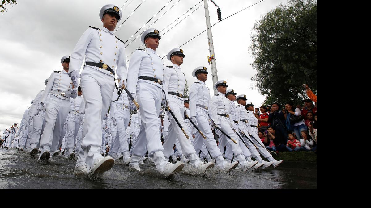 
Members of the Colombian Navy march during a military parade celebrating their country's 205th anniversary of independence from Spain, in Bogota, Colombia, Monday, July 20, 2015. 
