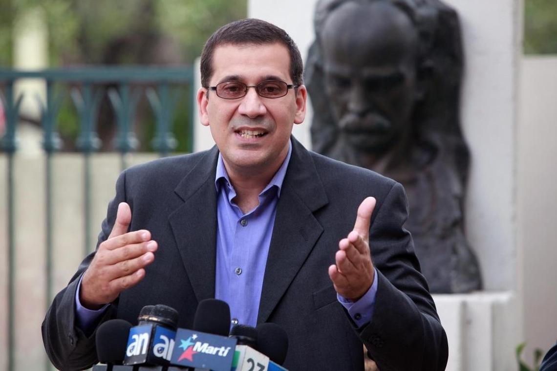 Cuban dissident Antonio Rodiles during a press conference asking President Donald Trump to start dismantling former President Barack Obama's executive orders on Cuba.