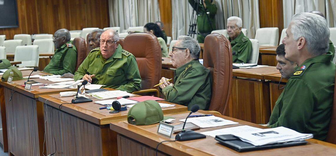 Cuba’s 94-year-old ruler Raúl Castro, despite being officially retired, reappeared to preside over a national defense council meeting in October. His grandson, Raúl Guillermo Rodríguez Castro, is sitting between Castro and the island’s handpicked president, Miguel Díaz-Canel, the first figure on the right.