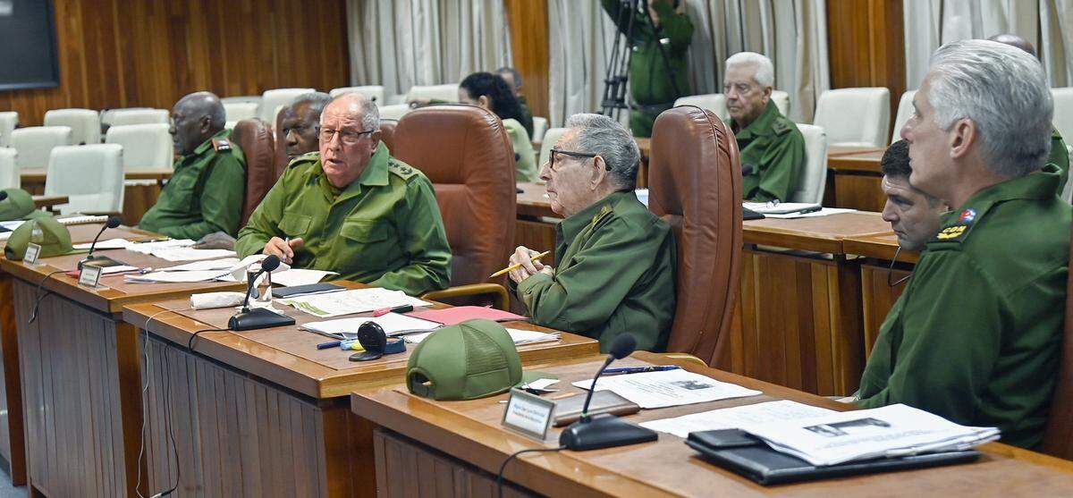 Cuba’s 94-year-old ruler Raúl Castro, despite being officially retired, reappeared to preside over a national defense council meeting in October. His grandson, Raúl Guillermo Rodríguez Castro, is sitting between Castro and the island’s handpicked president, Miguel Díaz-Canel, the first figure on the right.
