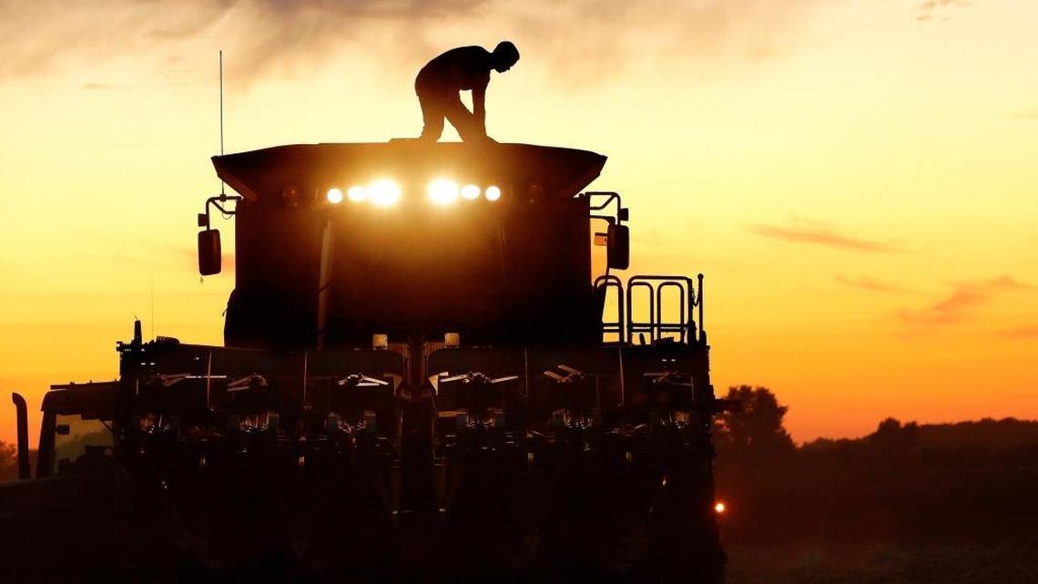 Here’s how fast Illinois will start losing daylight after this year’s summer solstice