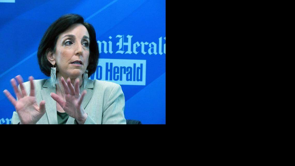 
Assistant Secretary of State for Western Hemisphere Affairs Roberta Jacobson will testify on the president’s new Cuba policy at hearings in both the House and Senate. She is shown here visiting the Miami Herald and el Nuevo Herald on Jan. 24, 2015 as she returned from Cuba where she headed the U.S. delegation at normalization talks.
