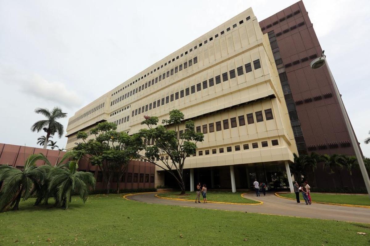 The Center for Genetic Engineering and Biotechnology in Havana now has more than 1,700 employees and sits on a sprawling campus in the city’s ‘scientific pole.’