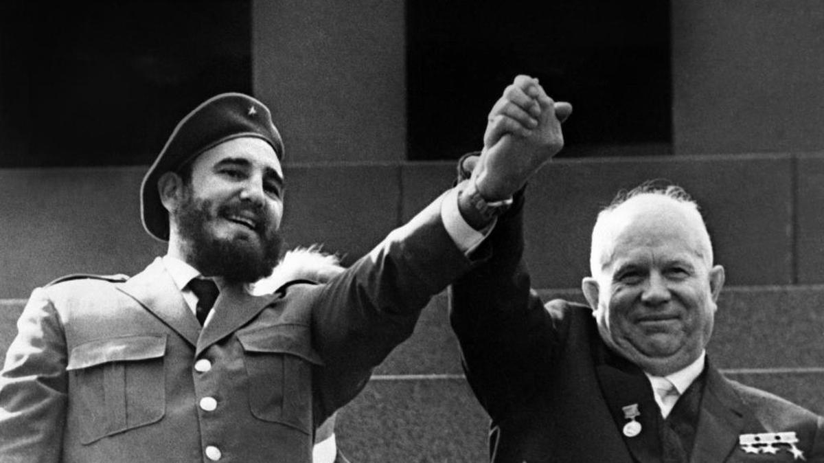 
Cuban First Secretary of the Cuban Communist party and President of the State Council Fidel Castro (L) is shown in file photo dated May 1963 holding the hand of Soviet leader Nikita Khrushchev during a four-week offical visit to Moscow. Fidel Castro resigned on Feb. 19, 2008 as president and commander in chief of Cuba in a message published in the online version of the official daily Granma. 
