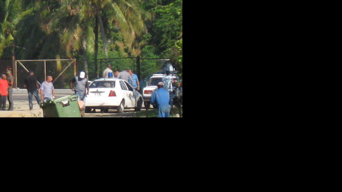 

Police mobilize to prevent activists from taking part in a gathering at the Plaza de la Revolución in Havana.
