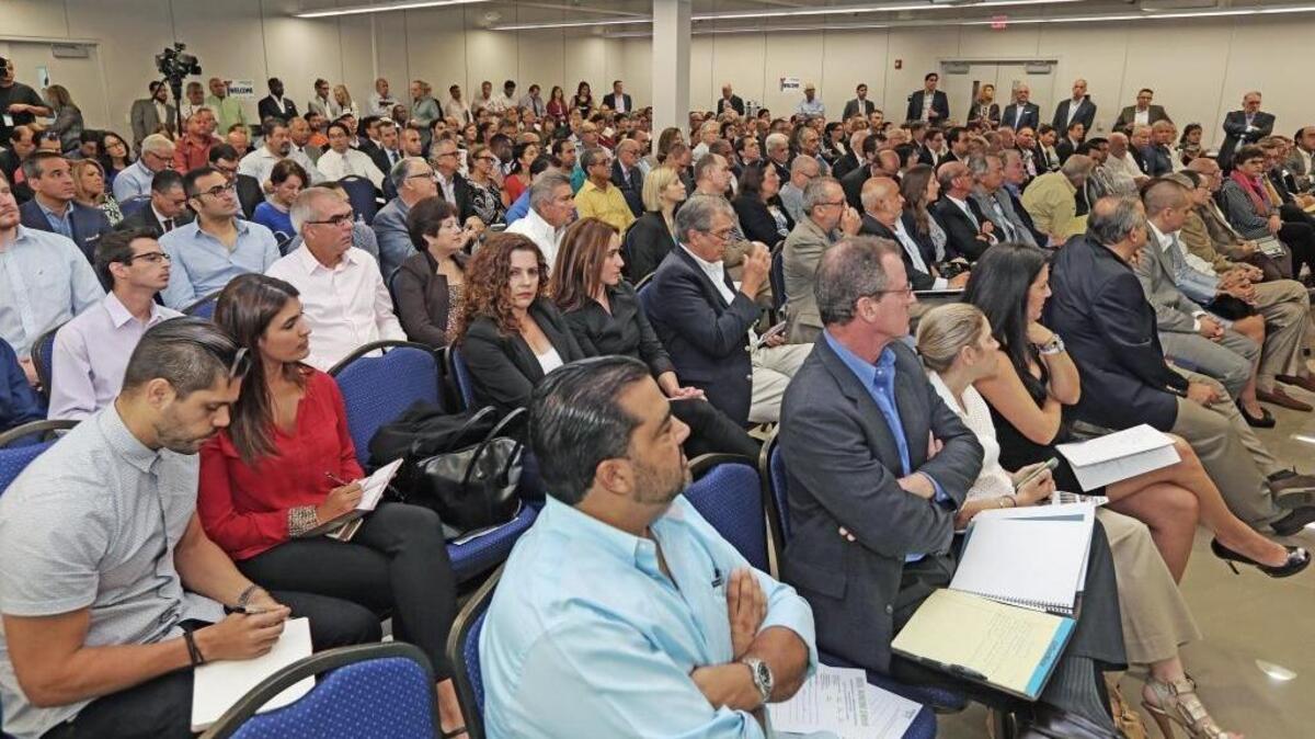 
It was a full house at the Miami Herald and El Nuevo Herald's CEO Roundtable titled “The Future of Cuba — Investing and Tourism,” where panelists spoke about the opportunities and risks involved in investing in Cuba on Tuesday, Oct. 6, 2015.
