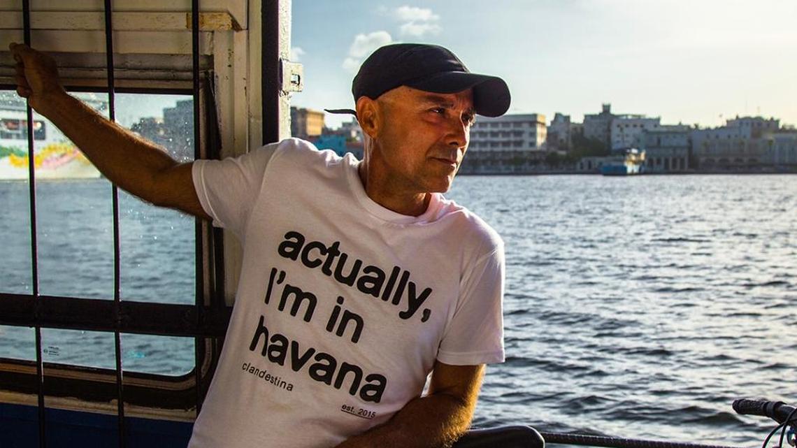 Clandestina says this shirt is the perfect excuse for someone who never responds to Facebook and text messages.