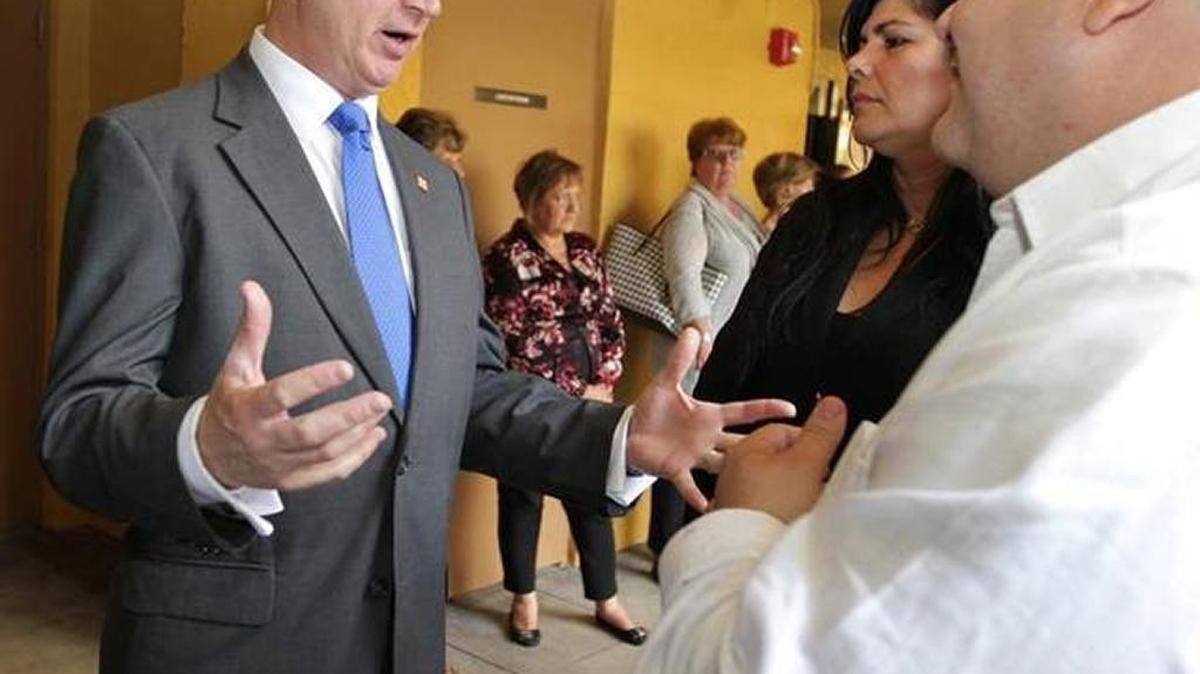 Republican Florida Congressman Mario Díaz-Balart during a visit to Hialeah in February 2015.