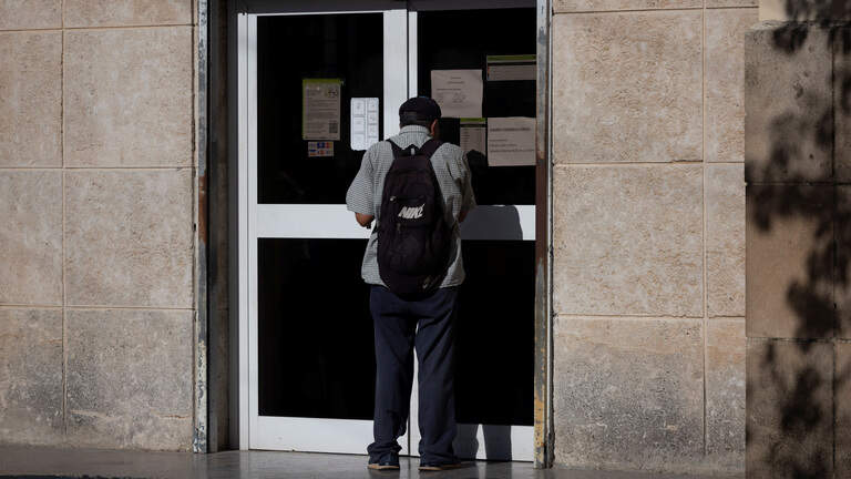 U.S. imposes sanctions on Cuba state bank for working with Iranian bank