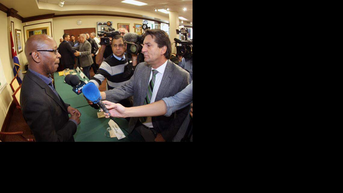 
Cuban dissident Manuel Costa Morúa, leader of a group called Arco Progresista (Progressive Arc), talks to journalists during a press conference at the University of Miami’s Institute for Cuban and Cuban-American Studies.
