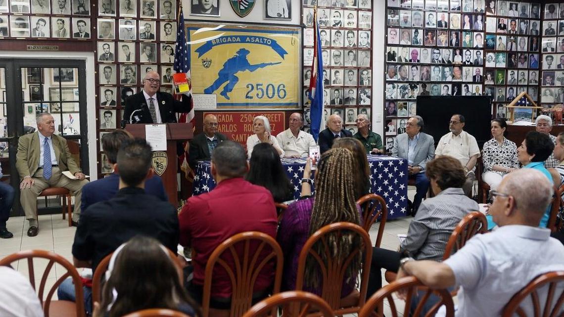 Orlando Gutierrez, of Directorio Democratico Cubano, speaks during a press conference prior to a private meeting between members of the exile community and UM President Julio Frenk.