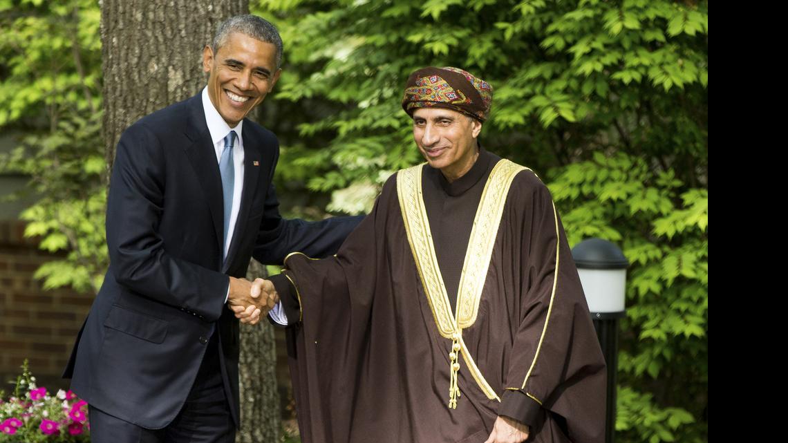 
President Barack Obama shakes hands with Deputy Prime Minister of Oman, Sayyid Fahad Bin Mahmood Al Said after meeting with Gulf Cooperation Council leaders at Camp David in Maryland, May 14, 2015. 
