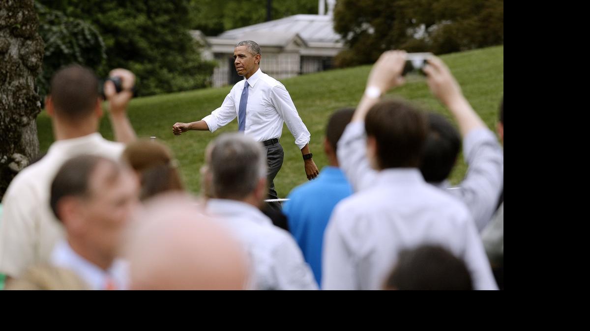 
U.S. President Barack Obama attends a picnic for members of Congress on the South Lawn of the White House June 17, 2015 in Washington, D.C. The annual summer event was revived this year after being pushed back and then canceled last summer. 
