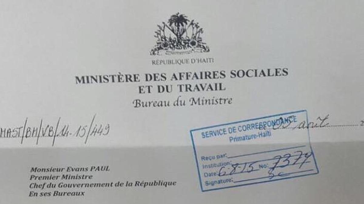 
Social Affairs Minister Victor Benoit’s resignation letter to Haitian Prime Minister Evans Paul. 
