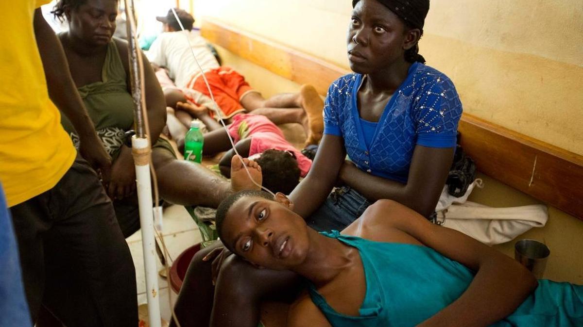 Victims of cholera received treatment at a cholera center in Anse D’Hainault, Haiti, in 2016. The U.N. said Hurricane Matthew had increased the risk of a “renewed spike” in the number of cholera cases.
